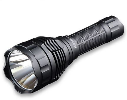Convoy L21A lanternă de buzunar cu LED SFT40 și rază de acțiune de 1300 metri
