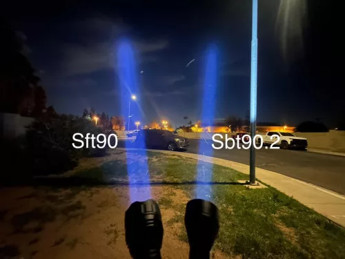 Lanternă Convoy L21A cu LED SFT90, 5000 lumeni și rază de aprox. 1100 m
