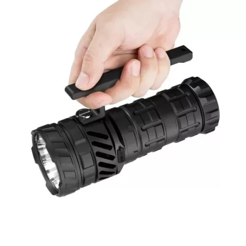 Lanternă Lumintop Mach 5.0 cu 15.000 lumeni și rază de 1200 m