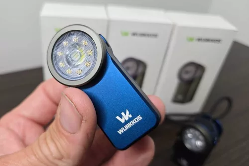  Lanternă Wurkkos HD03 reîncărcabilă EDC cu clips, 680 lumeni, Albastru