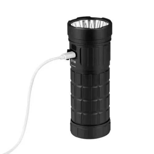 Proiector de căutare Lumintop GT18 cu 7000 lumeni și o capacitate a bateriei de 32.000 mAh